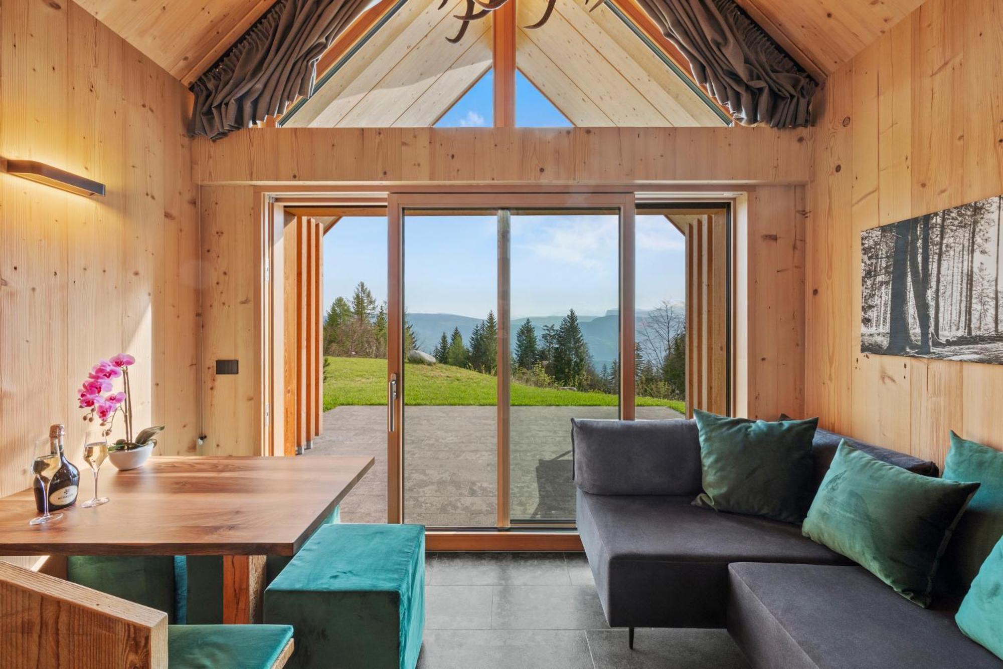 New Opening "Sissi Chalets" - Unique Luxury Hideaway With Mountain View & Sauna Mendola Exterior photo