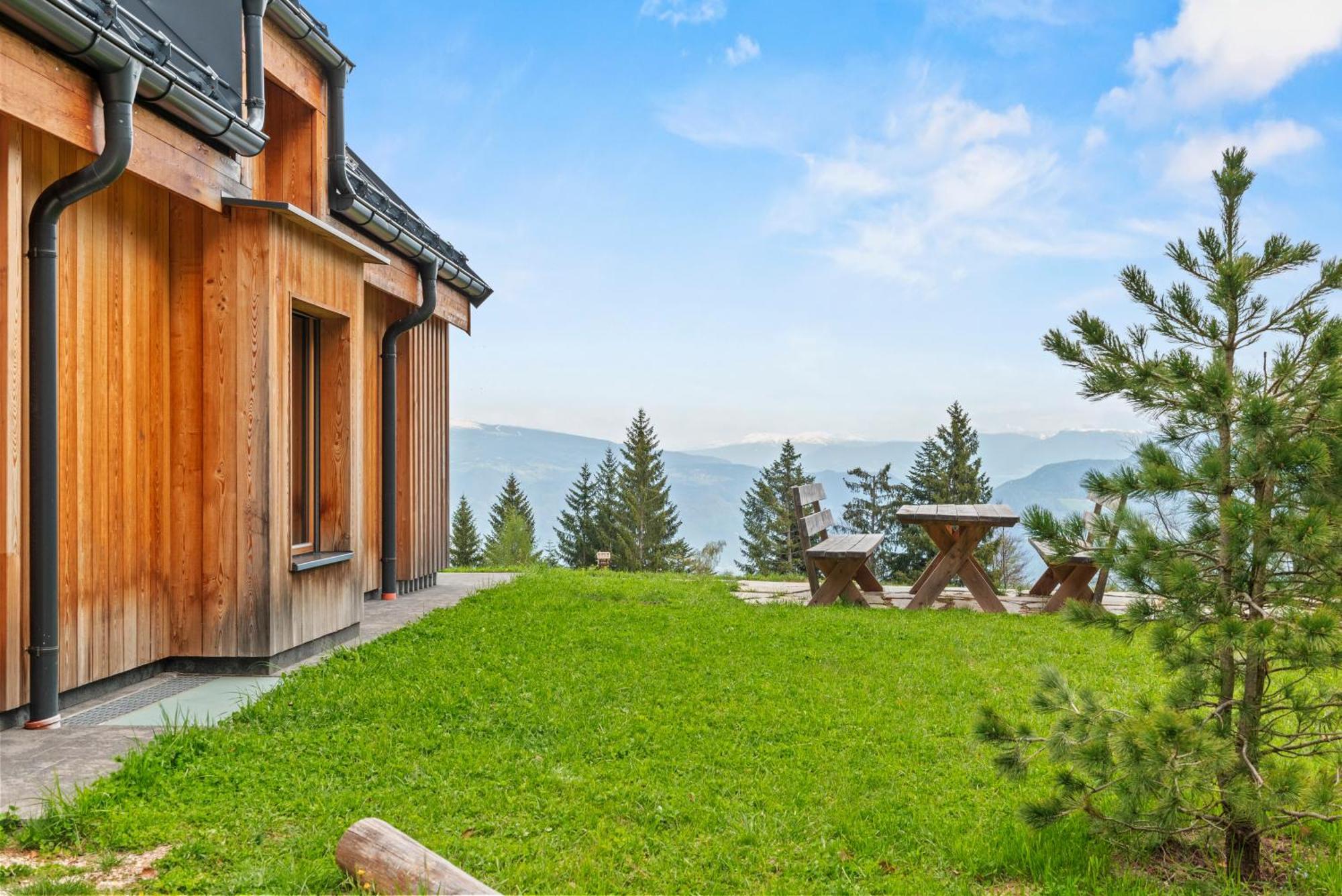 New Opening "Sissi Chalets" - Unique Luxury Hideaway With Mountain View & Sauna Mendola Exterior photo